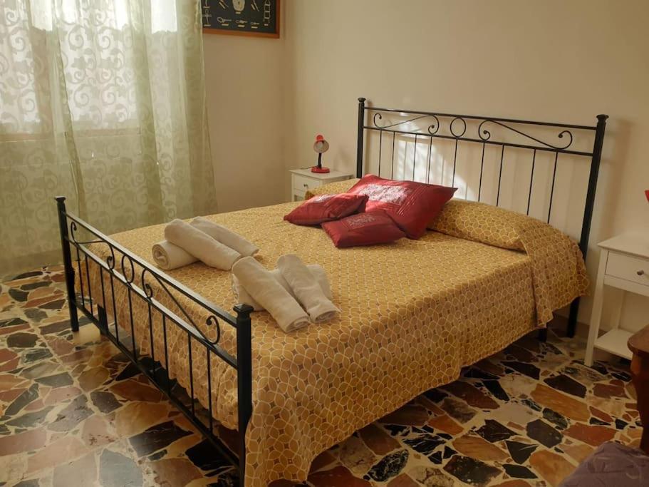 Casa Indipendente Zona Centrale La Maddalena  Esterno foto