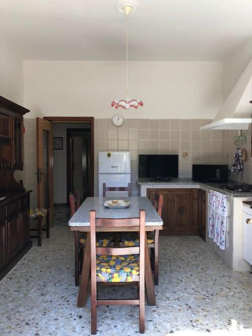 Casa Indipendente Zona Centrale La Maddalena  Esterno foto